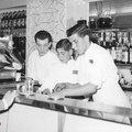 1954 inaugurazione dello storico Bar Liberti corso Italia 315 Luigi Liberti al Banco