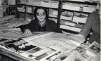 1953 Anna Pisapia e una commessa