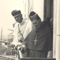 1950 circa visita di un cardinale a pregiato